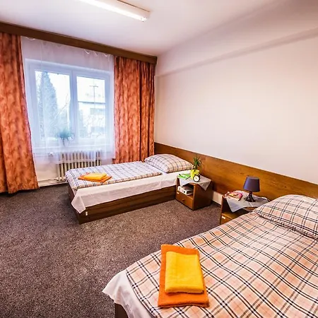 Hostel Kolej Hostivar *