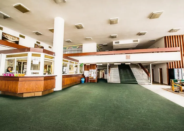 Kolej Hostivar Hostel *